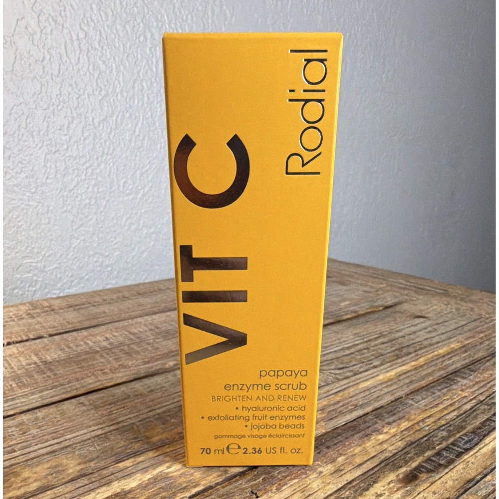 Rodial Vit C Papaya Enzyme Face Scrub Exfoliating 70ml R00272